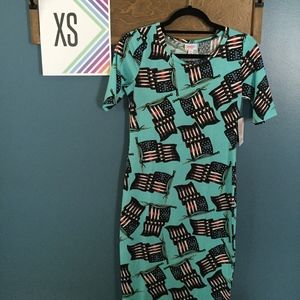 NWT XS LuLaRoe Flag pattern Julia